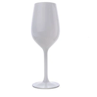 Vinuri din vinuri din plastic