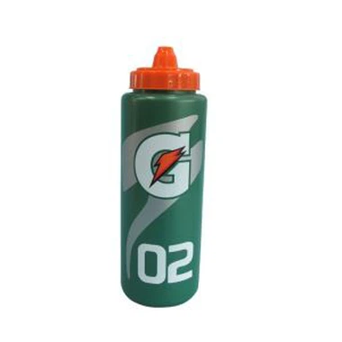 Gatorade stoarce sticle de sport din plastic